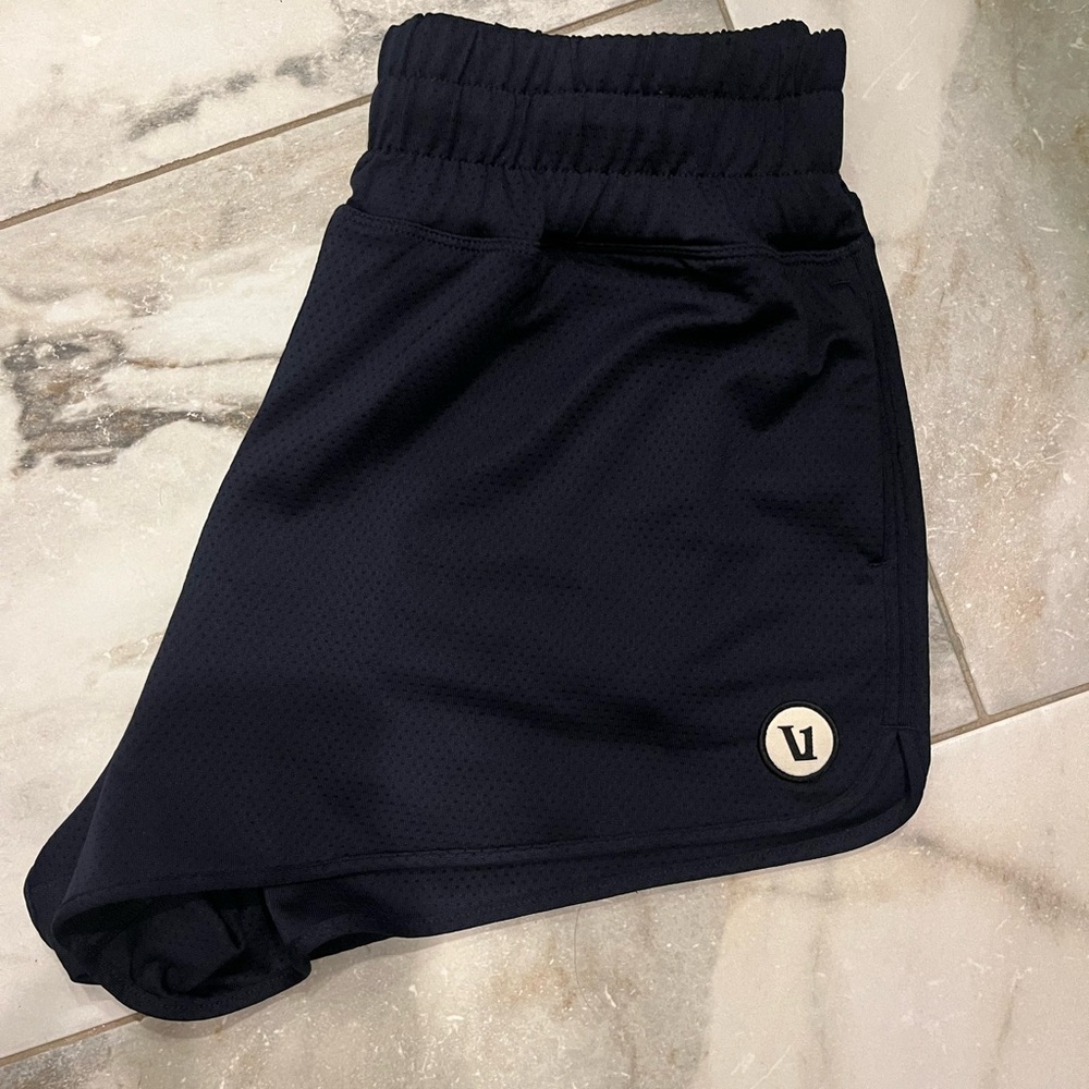 Vuori mesh shorts, small, ink